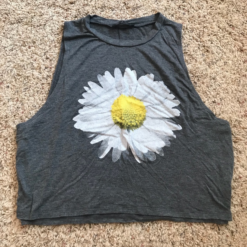 Super cute crop tank!